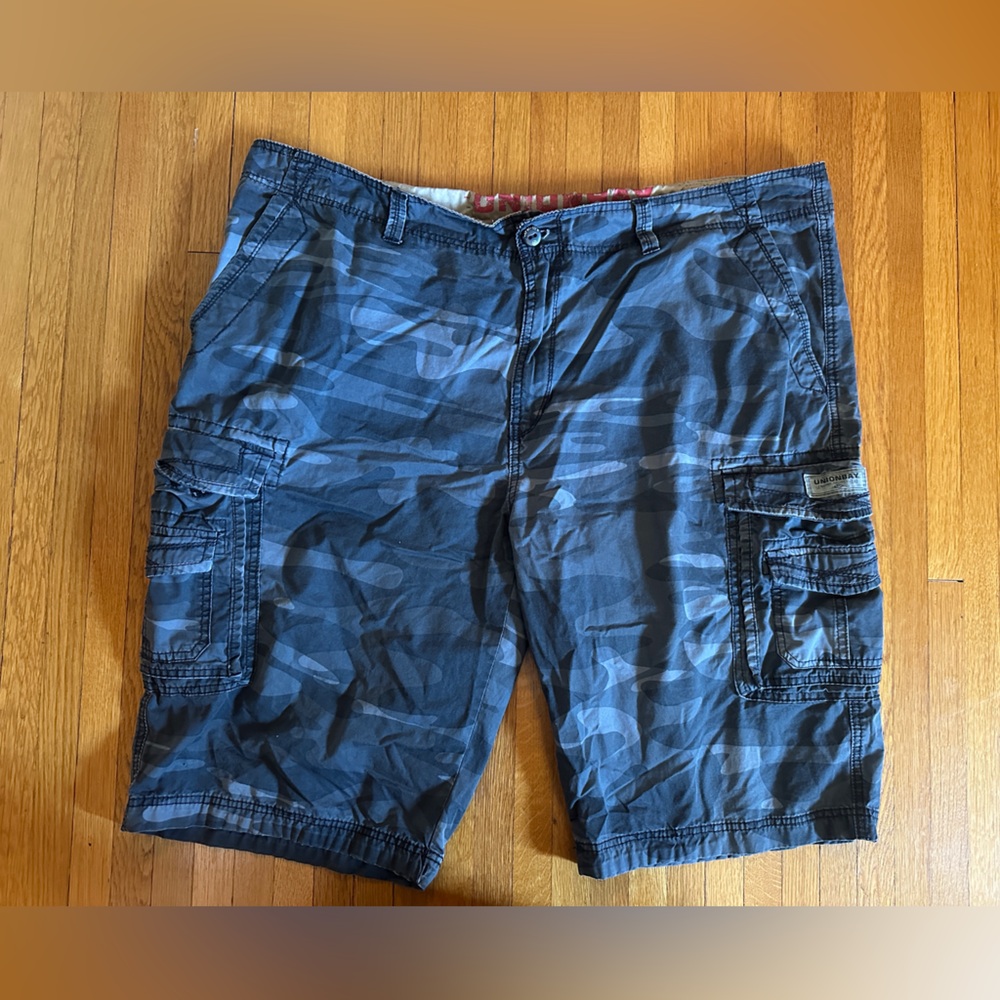 Union Bay Grey 100% cotton camo cargo shorts, Size 48